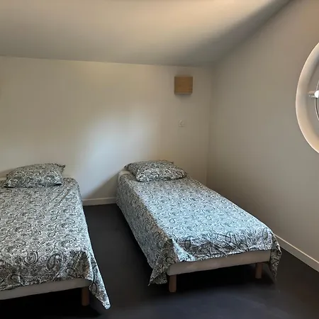 Maison Recente Dans La Nature *